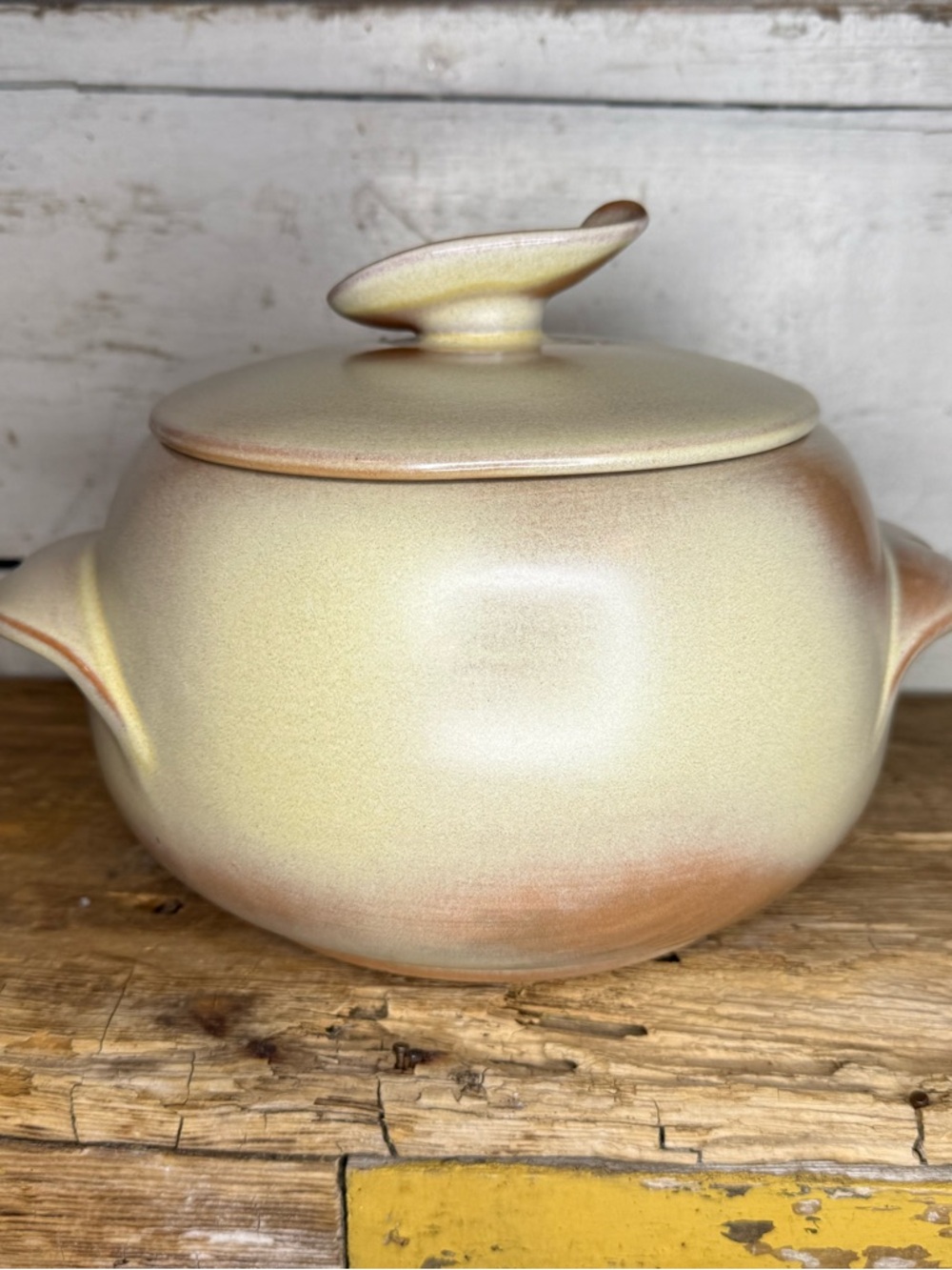 Vintage Frankoma Plainsman Gold 2 Quart Round Covered Casserole Pot 4V- Gold